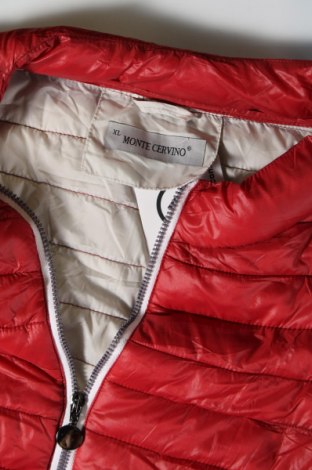 Dámská bunda  Monte Cervino, Velikost XL, Barva Červená, Cena  925,00 Kč