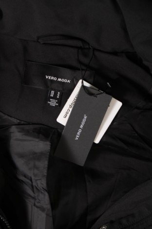 Γυναικείο μπουφάν Vero Moda, Μέγεθος M, Χρώμα Μαύρο, Τιμή 29,72 €