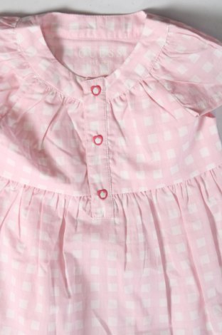 Kinderkleid Guess, Größe 3-6m/ 62-68 cm, Farbe Rosa, Preis € 57,73