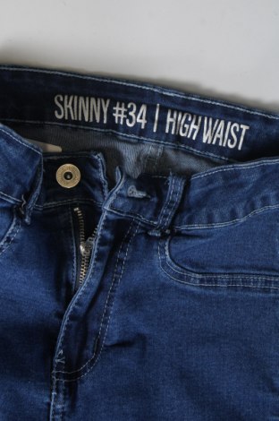 Detské džínsy , Veľkosť 6-7y/ 122-128 cm, Farba Modrá, Cena  7,68 €