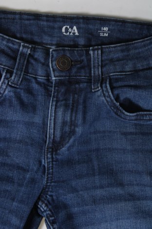Dětské džíny  C&A, Velikost 8-9y/ 134-140 cm, Barva Modrá, Cena  510,00 Kč