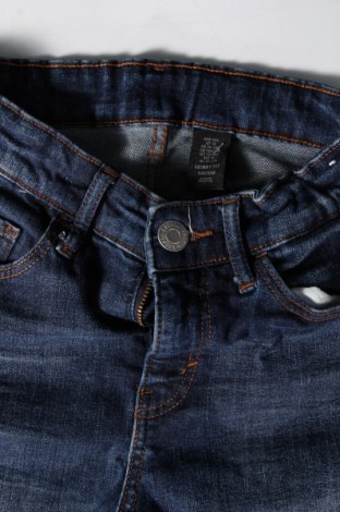 Detské džínsy  H&M, Veľkosť 9-10y/ 140-146 cm, Farba Modrá, Cena  16,37 €