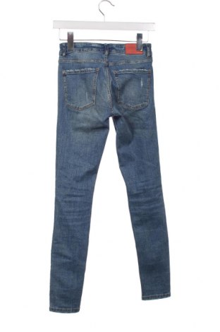 Detské džínsy  Zara Trafaluc, Veľkosť 15-18y/ 170-176 cm, Farba Modrá, Cena  4,15 €