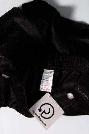 Παιδικό κοντό παντελόνι Next, Μέγεθος 8-9y/ 134-140 εκ., Χρώμα Μαύρο, Τιμή 14,21 €