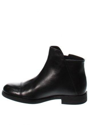 Детски обувки Geox, Размер 35, Цвят Черен, Цена 77,00 лв.