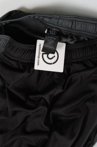 Pantaloni de trening, pentru copii Champion, Mărime 12-13y/ 158-164 cm, Culoare Negru, Preț 19,08 Lei