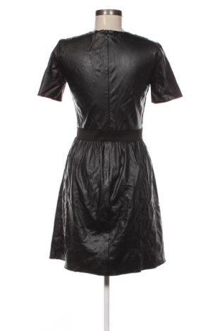 Kožené šaty  United Colors Of Benetton, Velikost S, Barva Černá, Cena  459,00 Kč