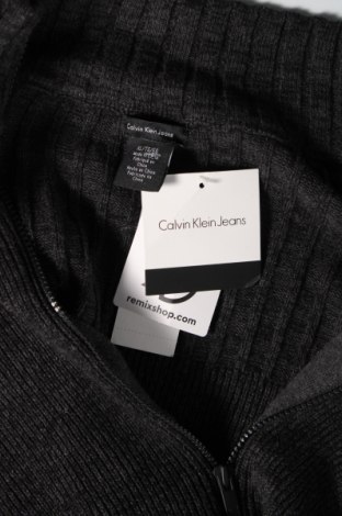 Мъжка жилетка Calvin Klein Jeans, Размер XL, Цвят Сив, Цена 140,00 лв.
