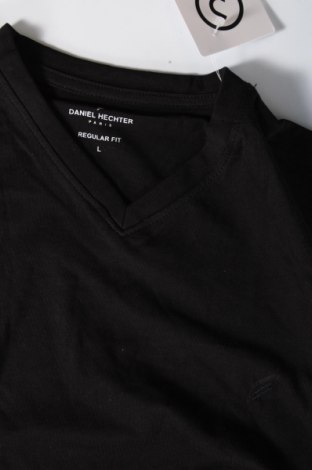 Мъжка тениска Daniel Hechter, Размер L, Цвят Черен, Цена 62,64 лв.