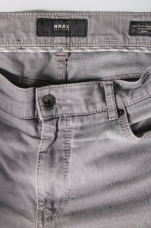 Herren Jeans Brax, Größe L, Farbe Grau, Preis € 26,98