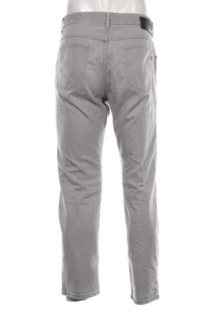 Herren Jeans Brax, Größe L, Farbe Grau, Preis € 26,98