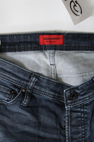 Herren Jeans Jack & Jones, Größe M, Farbe Blau, Preis 9,99 €