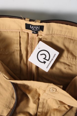 Мъжки къс панталон Boohoo, Размер L, Цвят Бежов, Цена 25,00 лв.
