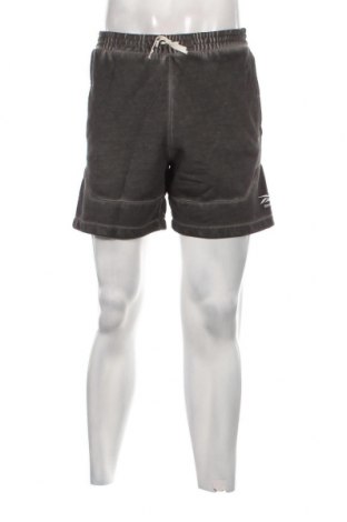 Мъжки къс панталон Reebok, Размер S, Цвят Сив, Цена 77,00 лв.