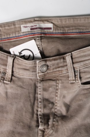 Pantaloni scurți de bărbați Teddy Smith, Mărime M, Culoare Verde, Preț 68,88 Lei