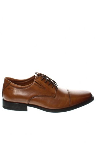 Мъжки обувки Clarks, Размер 45, Цвят Кафяв, Цена 57,60 лв.