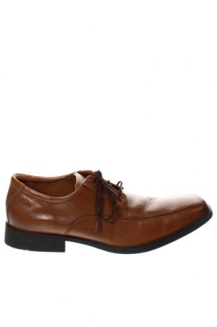 Мъжки обувки Clarks, Размер 46, Цвят Кафяв, Цена 35,52 лв.