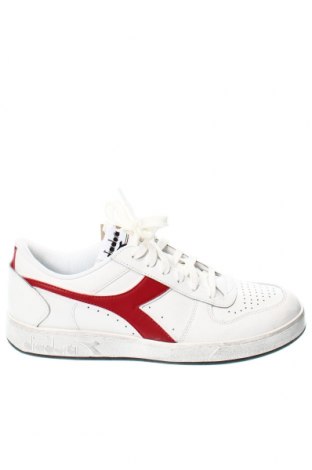 Мъжки обувки Diadora, Размер 45, Цвят Бял, Цена 75,11 лв.
