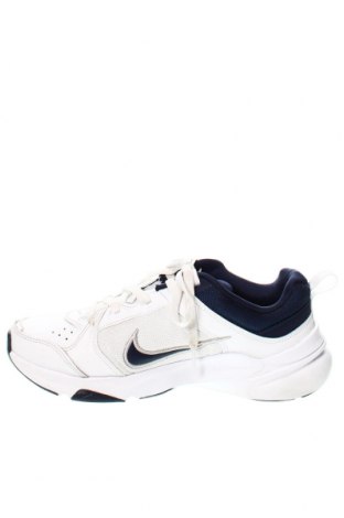 Herrenschuhe Nike, Größe 42, Farbe Weiß, Preis 52,19 €
