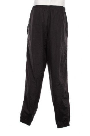 Pantaloni trening de bărbați Umbro, Mărime XL, Culoare Negru, Preț 35,53 Lei
