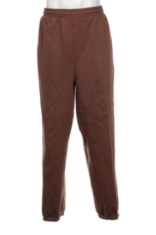 Pantaloni trening de bărbați Urban Classics, Mărime 4XL, Culoare Maro, Preț 296,74 Lei