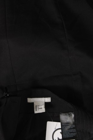 Пола H&M, Размер XXS, Цвят Черен, Цена 8,80 лв.