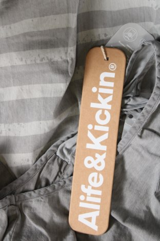 Kleid Alife And Kickin, Größe M, Farbe Grau, Preis 19,48 €
