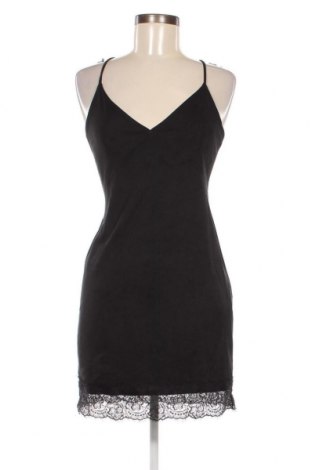 Φόρεμα Bershka, Μέγεθος S, Χρώμα Μαύρο, Τιμή 9,00 €