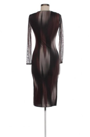Kleid Boohoo, Größe XXS, Farbe Mehrfarbig, Preis 8,54 €