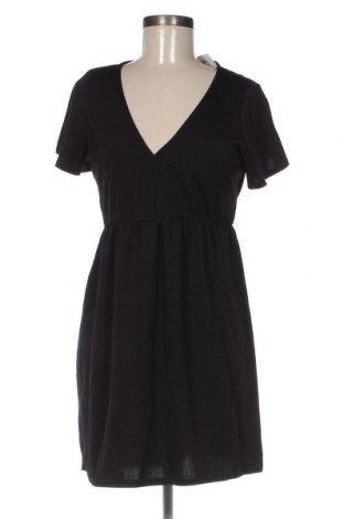 Kleid Boohoo, Größe L, Farbe Schwarz, Preis 8,07 €