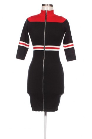 Šaty  Cherry Koko, Velikost S, Barva Černá, Cena  668,00 Kč