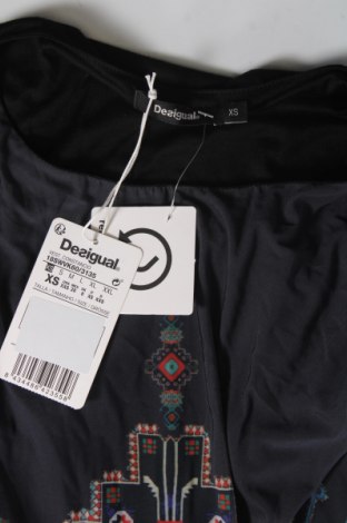 Šaty  Desigual, Velikost XS, Barva Vícebarevné, Cena  2 367,00 Kč