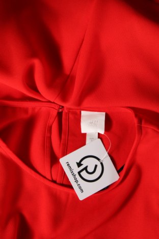 Рокля H&M, Размер S, Цвят Червен, Цена 29,01 лв.