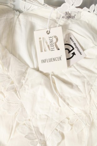 Kleid INFLUENCER, Größe L, Farbe Weiß, Preis 55,67 €