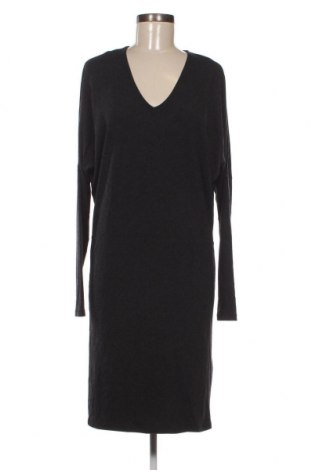 Φόρεμα Just Female, Μέγεθος M, Χρώμα Γκρί, Τιμή 25,16 €