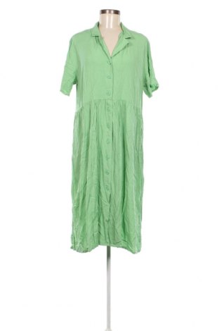Kleid Monki, Größe L, Farbe Grün, Preis 14,00 €