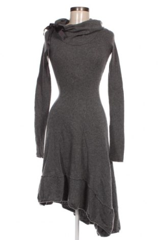Kleid Pois, Größe S, Farbe Grau, Preis € 9,00