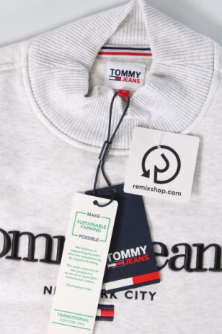 Рокля Tommy Jeans, Размер S, Цвят Сив, Цена 166,80 лв.