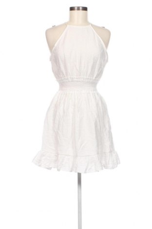 Φόρεμα Trendyol, Μέγεθος M, Χρώμα Λευκό, Τιμή 55,67 €