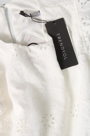 Kleid Trendyol, Größe XS, Farbe Weiß, Preis € 22,27