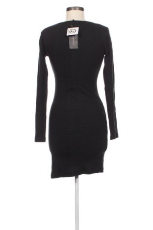 Šaty  Trendyol, Velikost M, Barva Černá, Cena  282,00 Kč