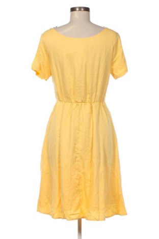 Šaty  Usha, Velikost M, Barva Žlutá, Cena  2 015,00 Kč