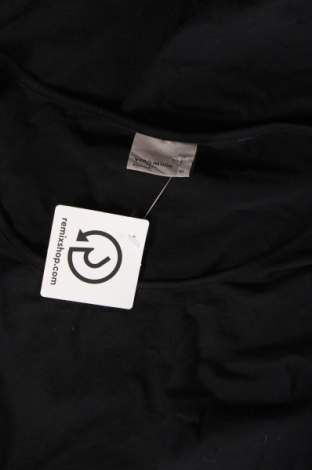 Šaty  Vero Moda, Velikost XS, Barva Černá, Cena  176,00 Kč