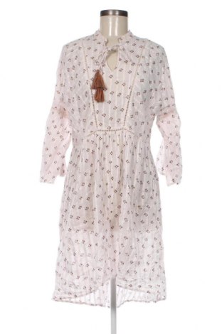 Kleid Y.A.S, Größe M, Farbe Mehrfarbig, Preis € 22,82