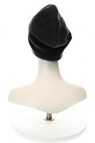 Mütze, Farbe Grau, Preis € 3,91