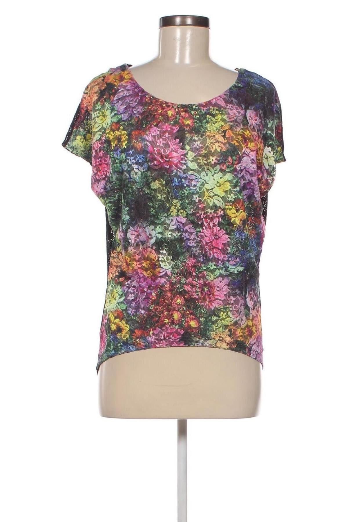 Γυναικεία μπλούζα Junona, Μέγεθος S, Χρώμα Πολύχρωμο, Τιμή 8,70 €