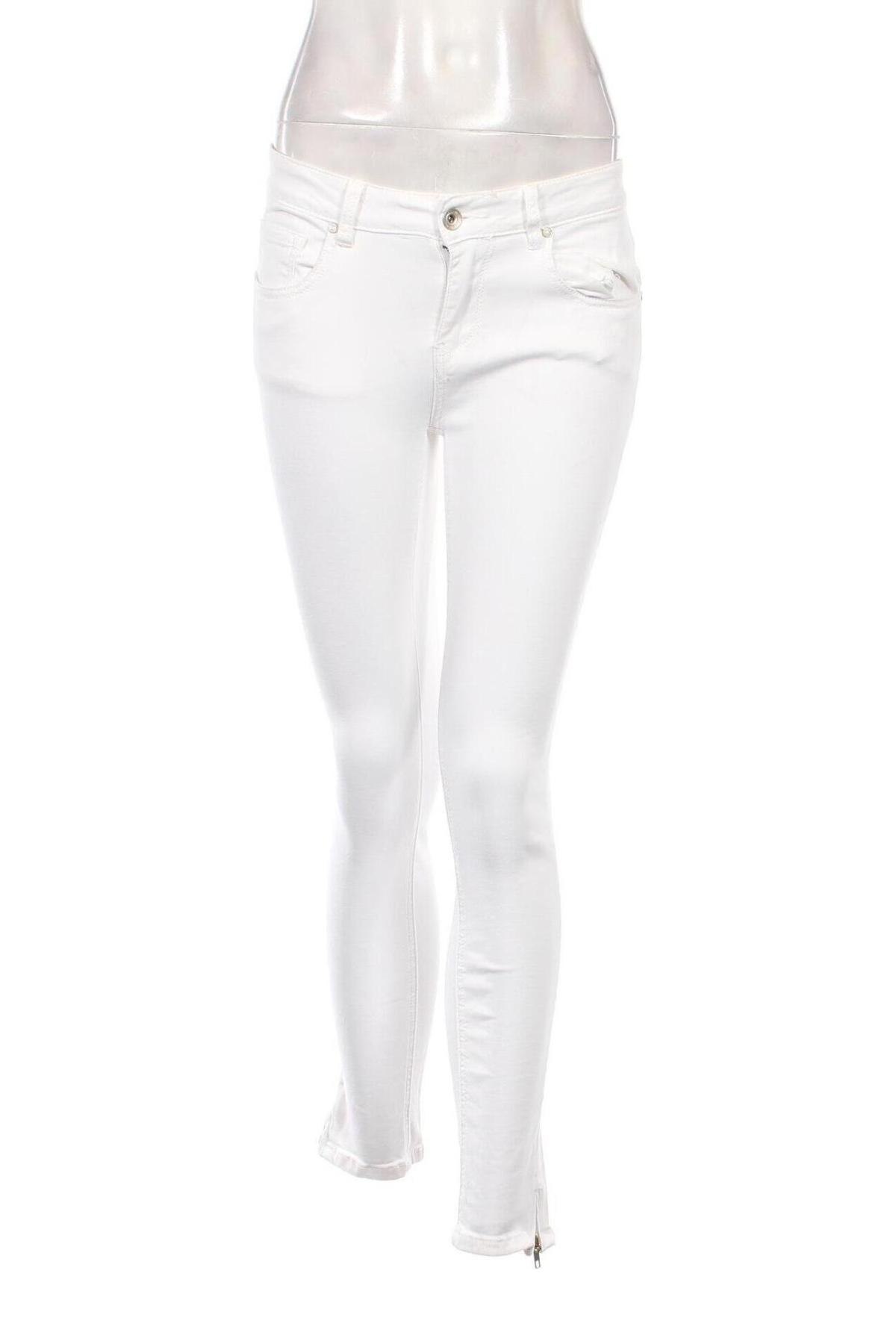 Damskie jeansy Monday Premium, Rozmiar M, Kolor Biały, Cena 31,33 zł