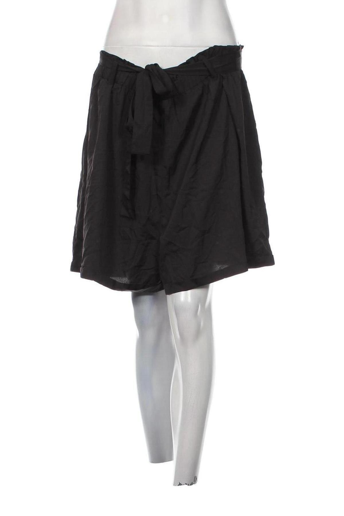 Дамски къс панталон Boohoo, Размер XL, Цвят Черен, Цена 31,00 лв.