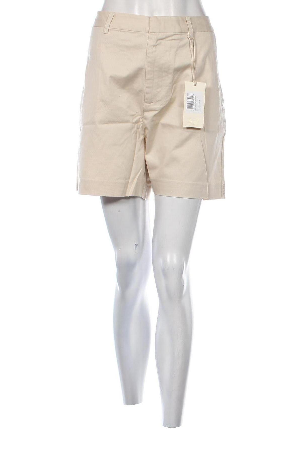 Дамски къс панталон Maison Scotch, Размер XL, Цвят Бежов, Цена 75,92 лв.