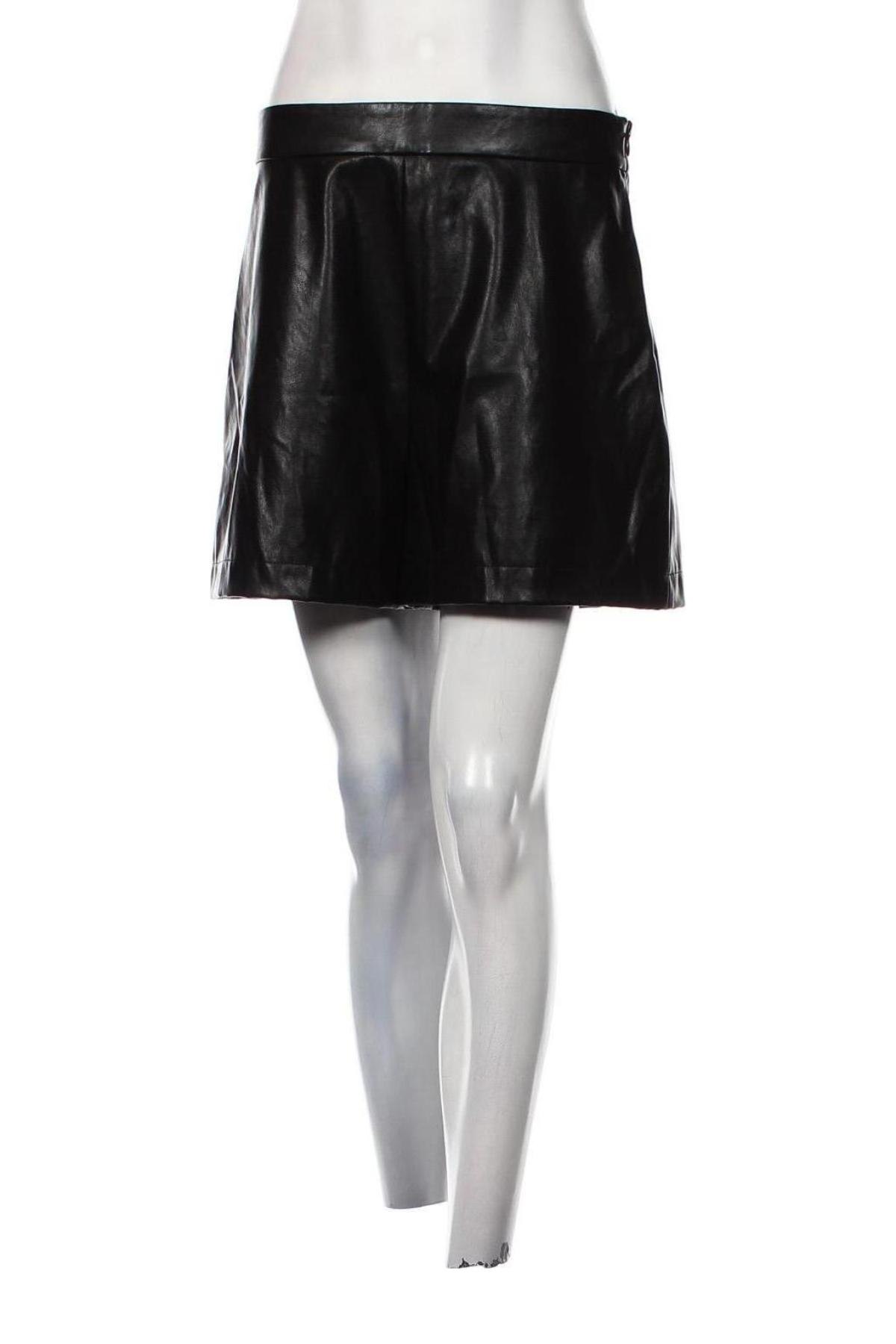Γυναικείο κοντό παντελόνι Pinko, Μέγεθος M, Χρώμα Μαύρο, Τιμή 85,05 €
